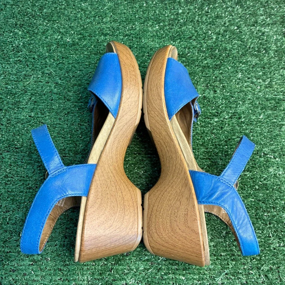 Dansko Thea Clog Leather Buckle Strap Platform Wedge Sandal Blue Womens Sz 8.5-9